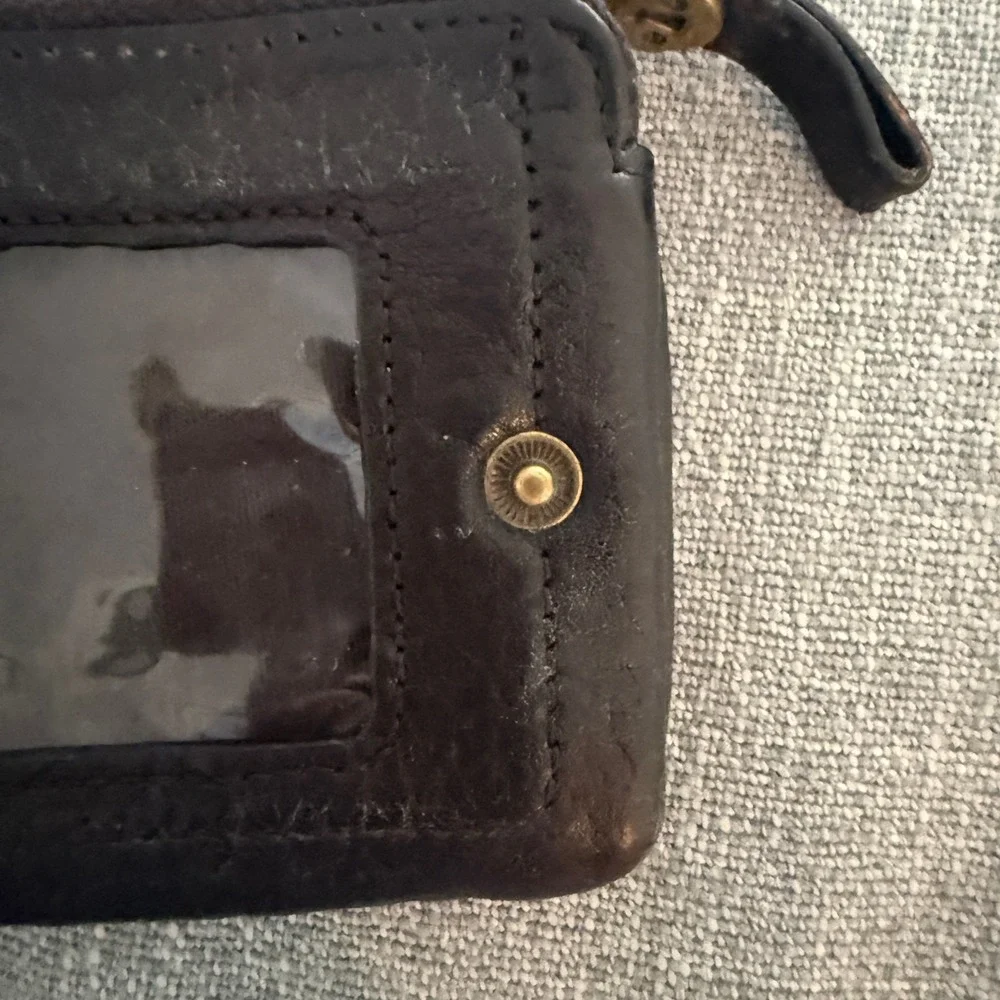Fossil‎ Black Leather Keyhole Coin Purse ID Card Holder Wallet Brass Hardware
